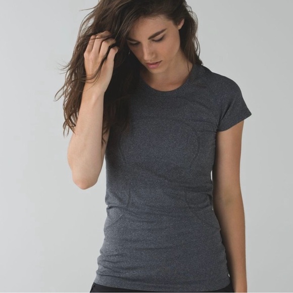 lululemon athletica Gray Women's Top - Picture 1 of 14